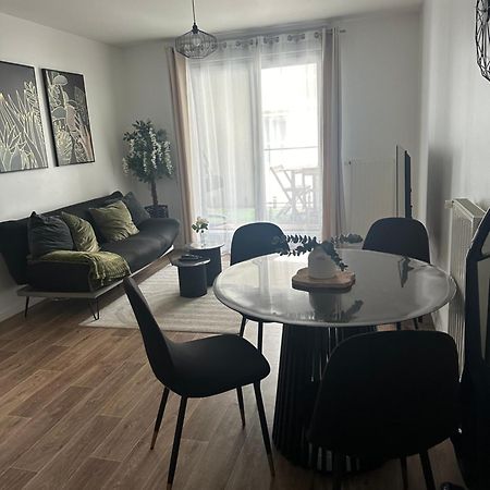 Апартаменти Cosy House A 6 Min Du Rer A Et Psa Карр'єр-су-Пуассі Екстер'єр фото