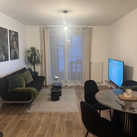 Апартаменти Cosy House A 6 Min Du Rer A Et Psa Карр'єр-су-Пуассі Екстер'єр фото